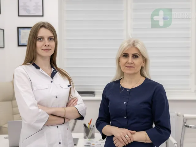 Ультразвуковой аппарат во время исследования щитовидной железы