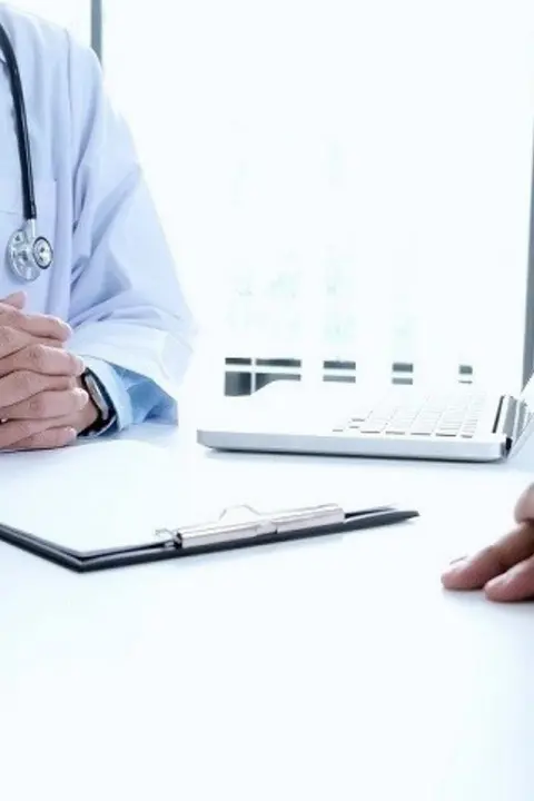 Вирусные инфекции: <br> <span class='text-primary-400 font-bold text-3xl  lg:text-5xl xl:text-6xl'>современная диагностика</span>