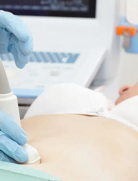 УЗИ органов малого таза: <br> <span class='text-primary-400 font-bold text-3xl  lg:text-5xl xl:text-6xl'>детальный взгляд на женское здоровье</span>